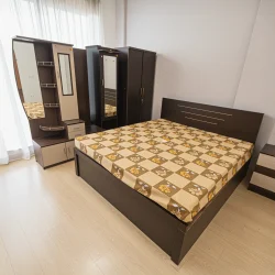 Verona Modern Two-Tone Bedroom Furniture Set